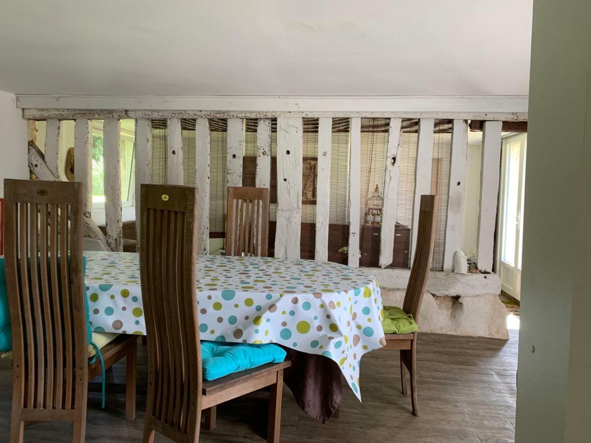 Gite Le Bonheur Est Dans Le Pre Saint-Pierre-Des-Ifs  Exterior foto